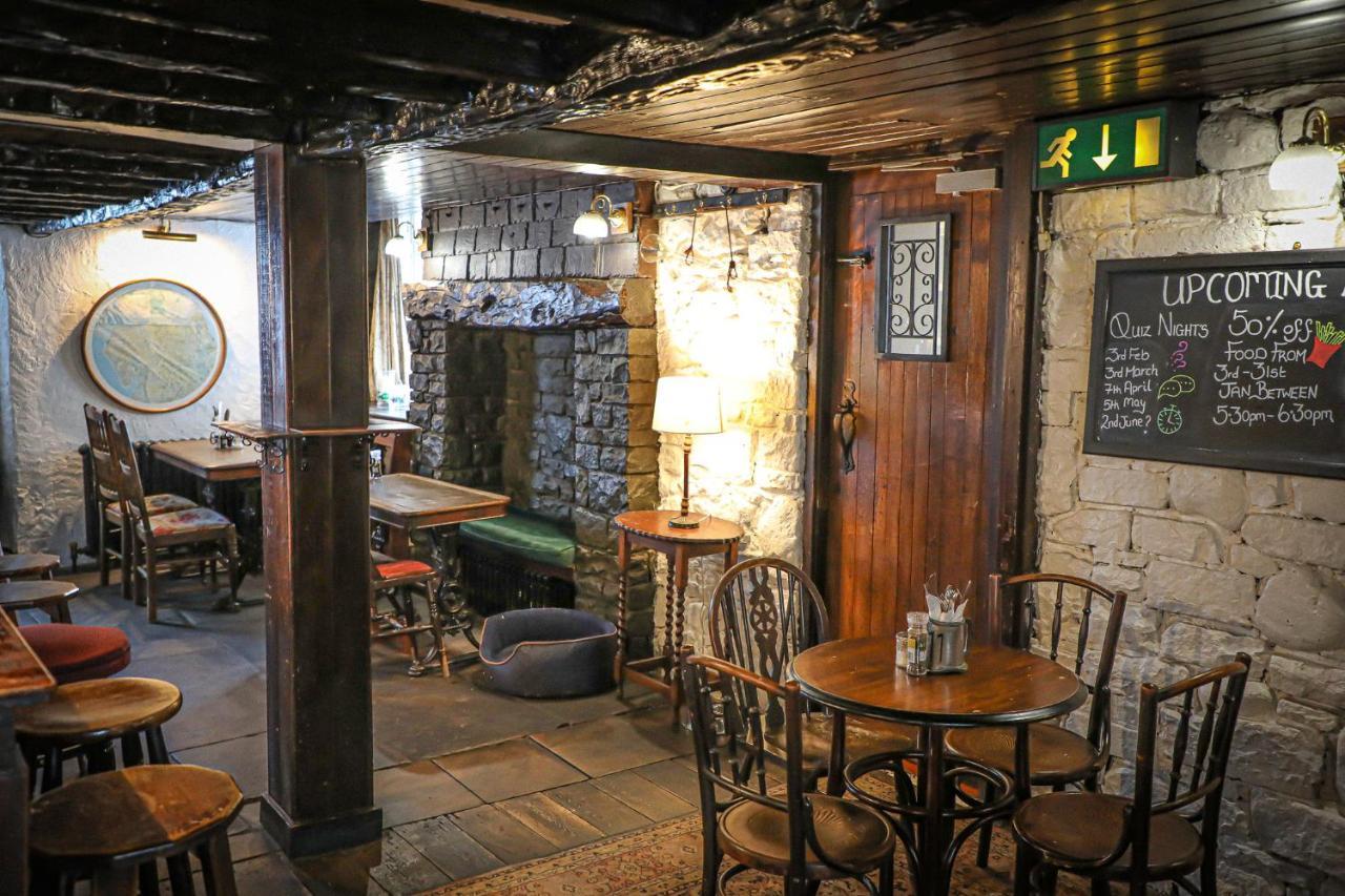Queens Head Inn, Tirril Penrith Extérieur photo